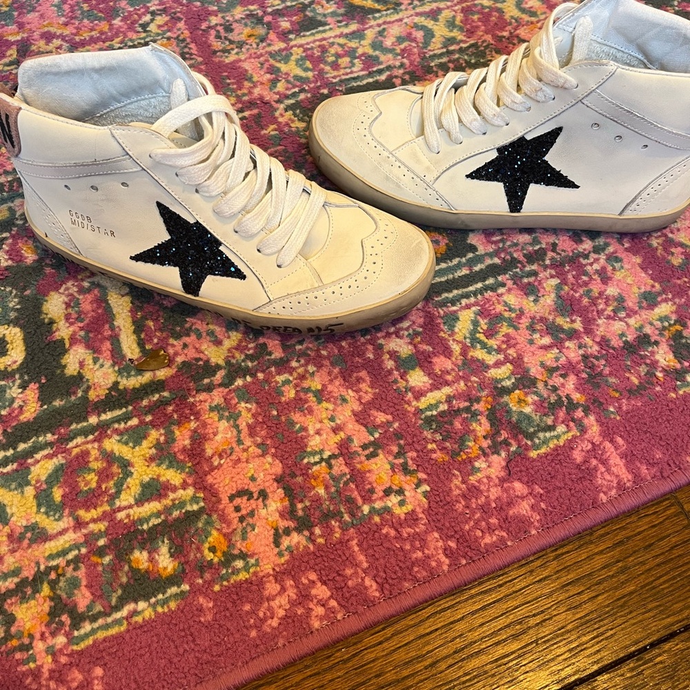 Golden Goose women’s mid star